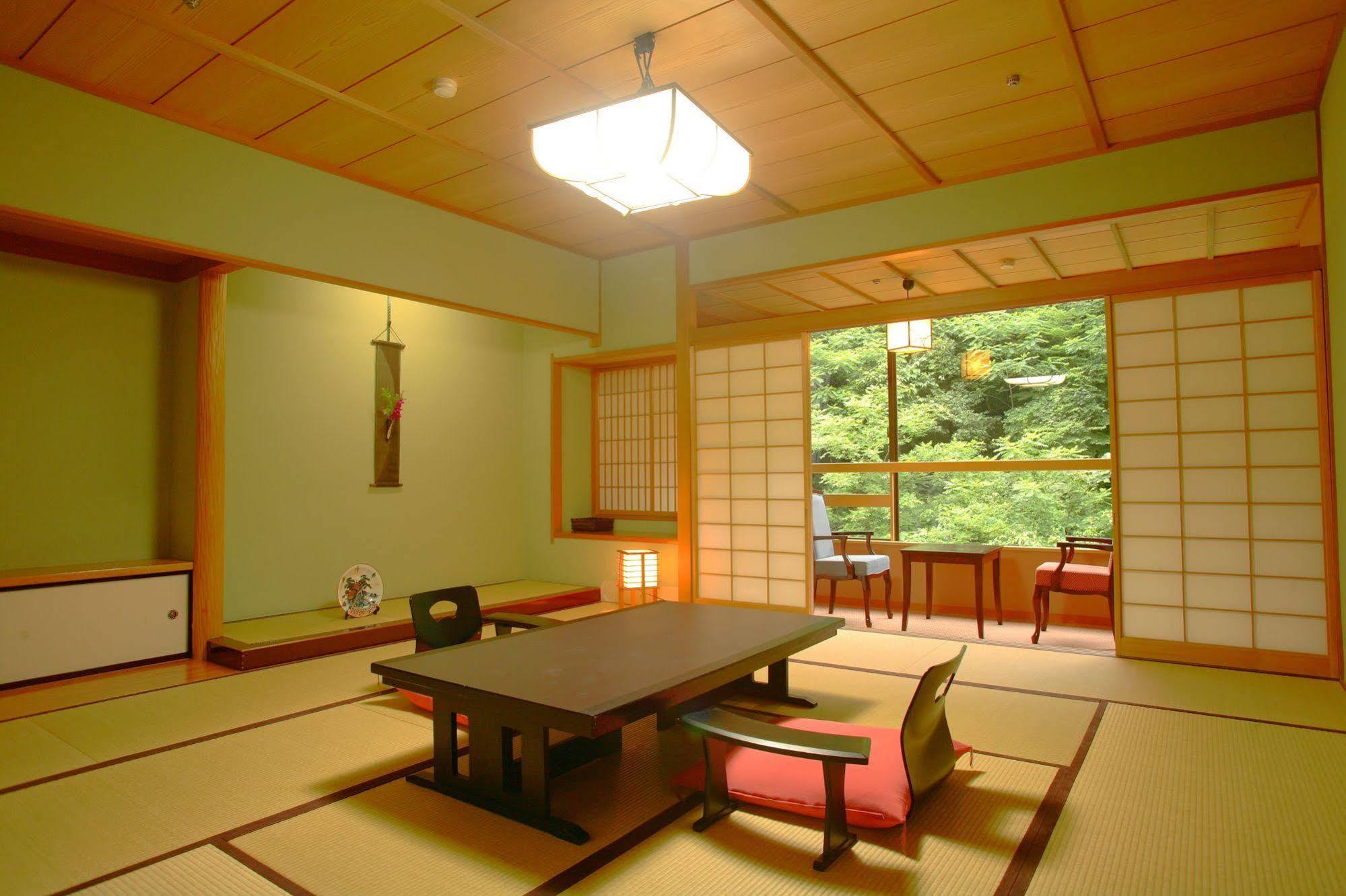 Yamanakaonsen Ohanami Kyubei Kaga  Luaran gambar